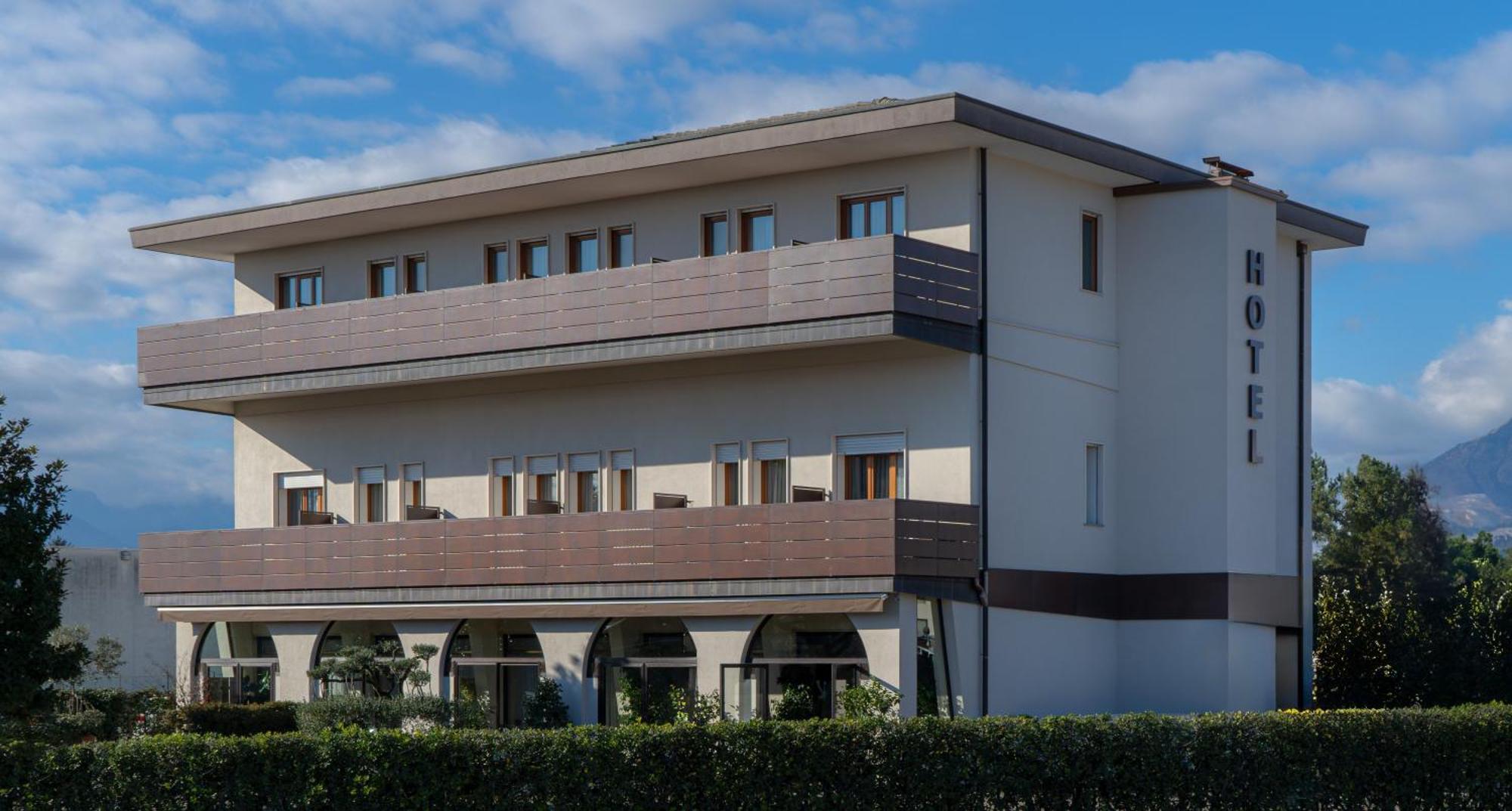 Hotel Belvedere Thiene Exterior photo
